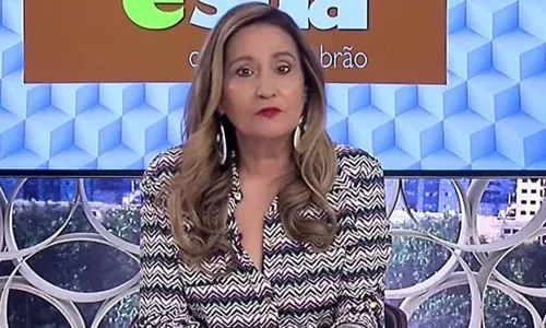 
				
					Sonia Abrão desabafa de suposta saída da RedeTV! e web reage
				
				