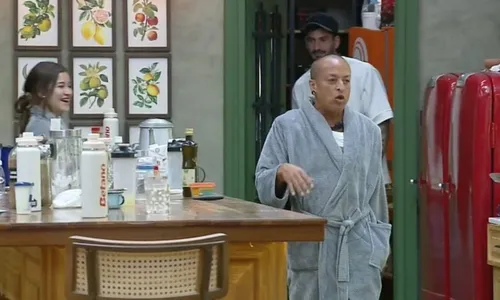 
					A Fazenda 17: Walério expõe Dudu com polêmica: 'Cagão do micro-ondas'
				
				