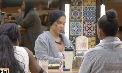 
					Resumo A Fazenda 17: Tamires acusa Record, Rayane pede ajuda e tretas
				
				