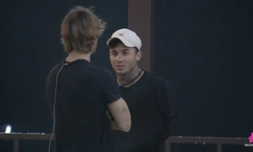 
					Resumo A Fazenda 17: Wallas se revolta, Gaby enfrenta peão e Ray chora
				
				