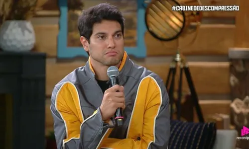 
					A Fazenda 17: Will revela flerte de Michelle: 'Não é coisa de casada'
				
				