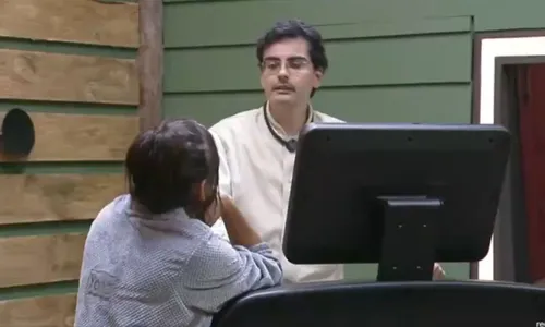 
					Resumo A Fazenda: Carol leva rasteira, Record expõe e Dudu arma golpe
				
				