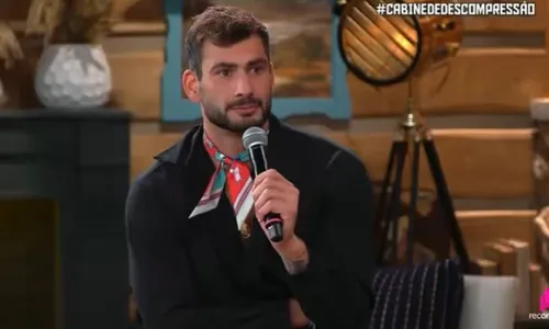 
					Resumo A Fazenda: Carol treta com Saory, Yoná detonada e Nizam chocado
				
				