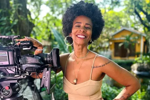 
					Rita Batista abre o jogo sobre saída do 'É de Casa' e reação na Globo
				
				