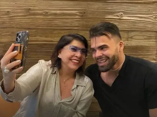 
					Roberta Miranda é casada? Cantora fez revelações no 'Encontro'
				
				