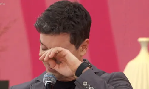 
					Rodrigo Faro assina com a Globo após 18 anos e engata novo programa
				
				