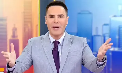 
					Luiz Bacci deixa o comando do 'Alô, Você', mas nega demissão do SBT
				
				