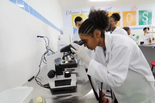 
				
					SEC inscreve para mais de 18 mil vagas de cursos técnicos na Bahia
				
				