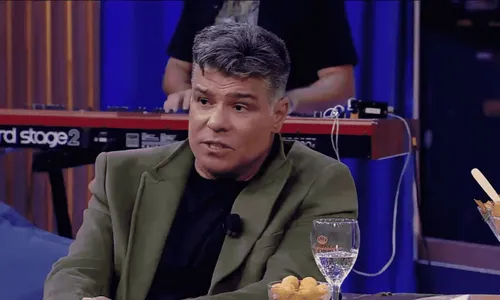 
					Ex-galã engata papel na Globo após 20 anos; saiba quem é
				
				