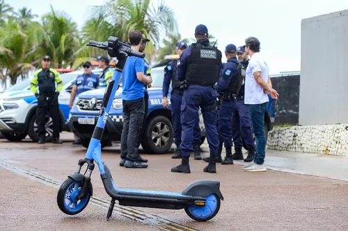 
					Salvador tem primeira blitz educativa sobre uso de patinetes elétricos
				
				
