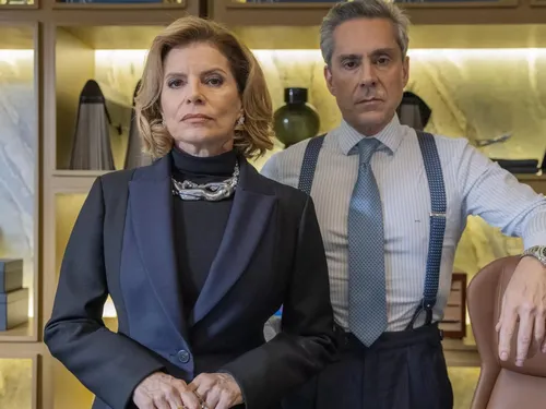 
					'Vale Tudo': Odete se envolve em escândalo sexual e jura vingança
				
				