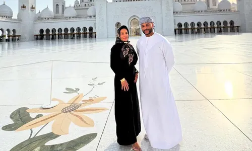   					Scheila Carvalho mostra viagem de luxo com Tony Salles em Dubai  				  				