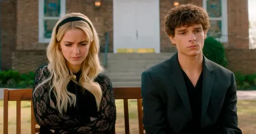 
					'Se Não Fosse Você': filme adapta best-seller de Colleen Hoover
				
				