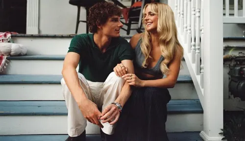 
					'Se Não Fosse Você': filme adapta best-seller de Colleen Hoover
				
				