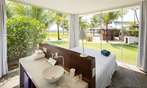 
					Seis hotéis e casas com atendimento diferenciado perto de Salvador
				
				