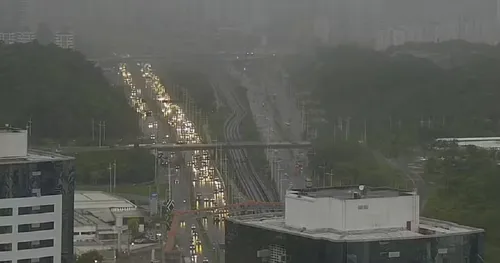 
					Semana em Salvador será de chuva com rajadas de vento; veja a previsão
				
				