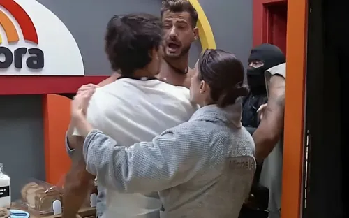   					Shia expulso? Record some com peão após surto em A Fazenda 17  				  				