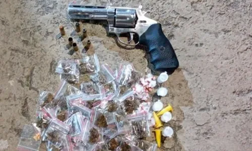   					Suspeito de tráfico de drogas é preso em bairro de Salvador  				  				
