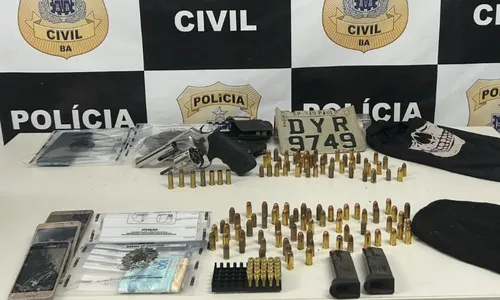 
					Suspeito morre e comparsa é preso durante operação da polícia na Bahia
				
				