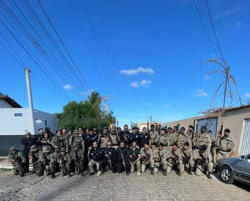 
					Suspeitos de tráfico de drogas são presos em operação na Bahia
				
				