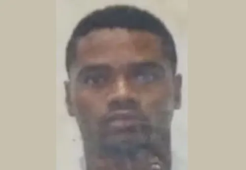 
					Técnico em manutenção de 36 anos é morto a tiros em Feira de Santana
				
				