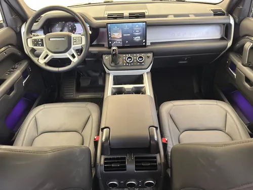 
					Test drive: saiba tudo do SUV Land Rover Defender 110 híbrido
				
				