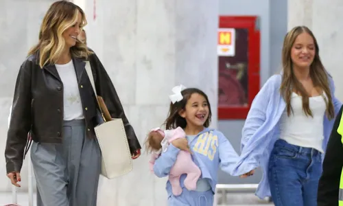 
					Ticiane Pinheiro e filha mudam de cidade em noite especial para Tralli
				
				