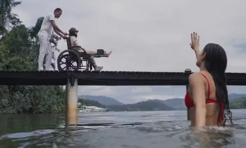 
					Três Graças: Claudia entra em pânico ao ver Gerluce em esconderijo
				
				