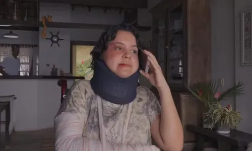 
					Três Graças: Claudia faz grande revelação sobre Rogério após flagra
				
				