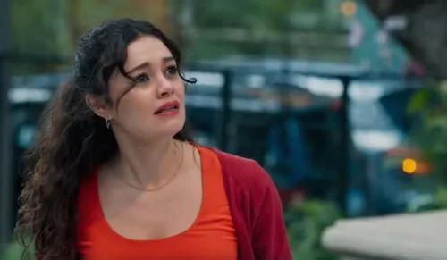 
					Três Graças: Arminda recebe grave castigo após esquartejamento
				
				