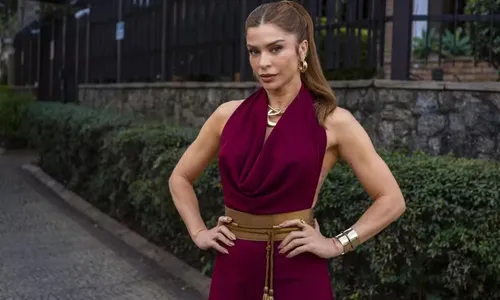 
					Grazi Massafera anuncia celibato voluntário e choca web; entenda
				
				