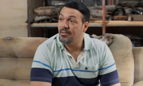 
					Três Graças: Viviane Araujo e Belo protagonizam beijo emocionante
				
				