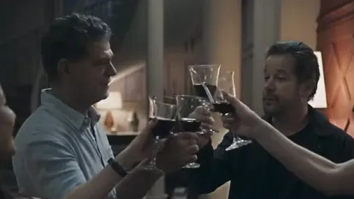 
					Três Graças: marido morto de Arminda surge confrontando Ferette
				
				