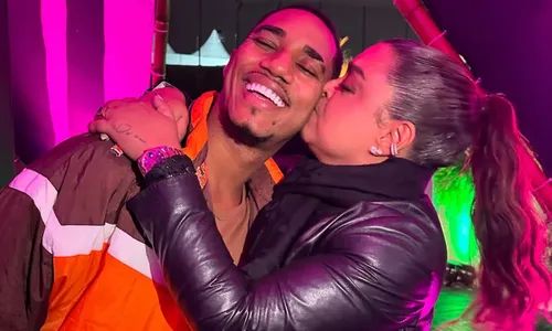 
					Último romance de Preta Gil, O Kannalha emociona com despedida
				
				