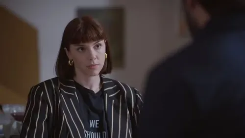 
					Vale Tudo: Afonso se humilha para Solange após levar chifre de Fátima
				
				