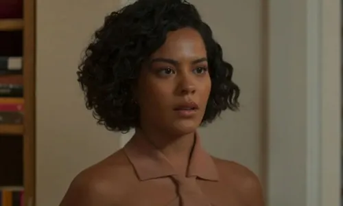 
				
					'Vale Tudo': Fátima vive drama em casamento e enterra personagem
				
				