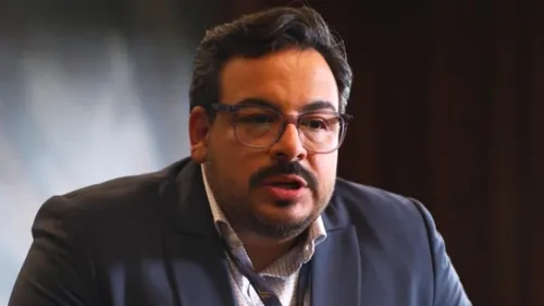 
					‘Vale Tudo’: prisão de Celina causa reviravolta e vilões comemoram
				
				