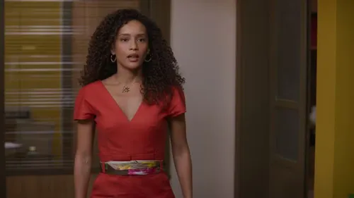 
					Vale Tudo: Taís Araújo revela frustração com queda de Raquel: 'Triste'
				
				