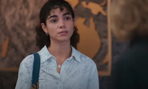 
					'Vale Tudo': personagem impensável grava cena do assassinato de Odete
				
				