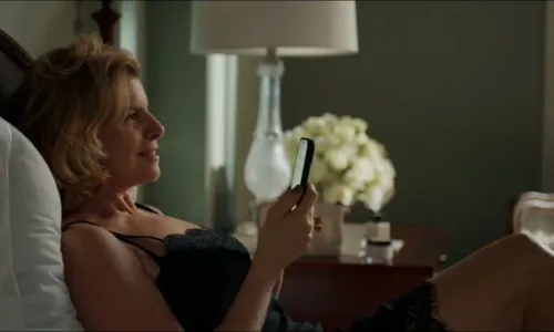 
					'Vale Tudo': César deixa escapar detalhe indiscreto em morte de Odete
				
				