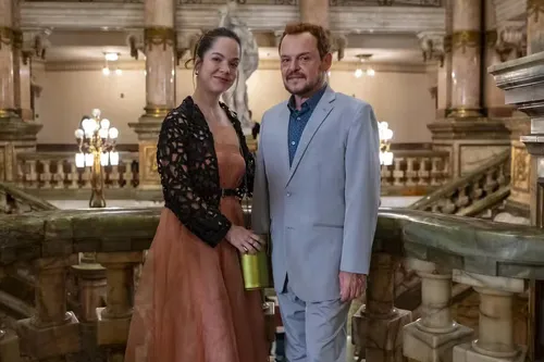 
					'Vale Tudo': Poliana surpreende e assume namoro; veja com quem
				
				