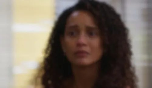   					'Vale Tudo': Raquel impede plano cruel de Maria de Fátima  				  				