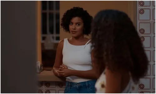 
				
					'Vale Tudo': Raquel quebra a cara ao descobrir mudança de Ivan
				
				