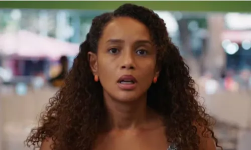 
				
					'Vale Tudo': Raquel vira peça-chave para salvar herdeira da falência
				
				