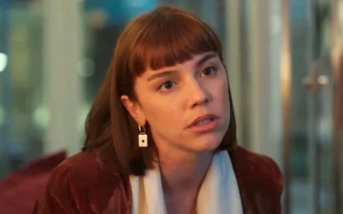 
				
					Vale Tudo: Solange vive pesadelo após nova armação de Maria de Fátima
				
				