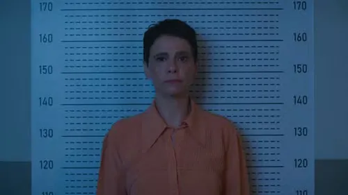 
					Vale Tudo: após prisão de Heleninha, Odete surge viva em cena inédita
				
				