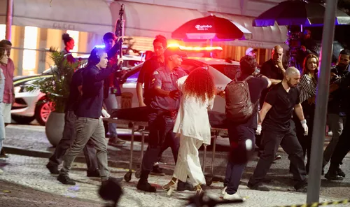 
					'Vale Tudo': morte de Odete é gravada em hotel de luxo; veja fotos
				
				