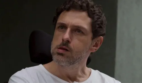 
					'Vale Tudo': morto surge em velório de Odete e deixa todos em choque
				
				