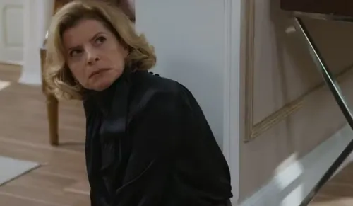 
					Enquete: quem vai matar Odete Roitman em Vale Tudo? Vote
				
				