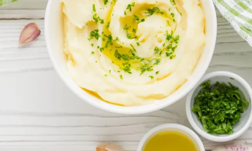 
					Veja como fazer o purê de batata perfeito do MasterChef Brasil
				
				